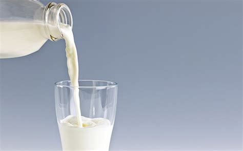 Những dấu hiệu cơ thể nên dừng uống sữa ngay
