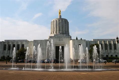 ᐈ Salem Or Stock Pictures Royalty Free Oregon State Capital Photos