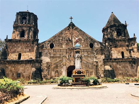 7 Iloilo churches you can go to for Visita Iglesia