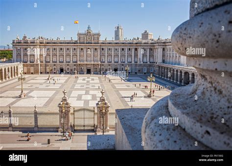 Royal Palace Madrid Aerial High Resolution Stock Photography And Images