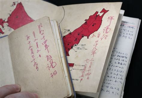 Notes Of Key Aide Show Hirohitos Words Of War Remorse Deleted The Asahi Shimbun Breaking