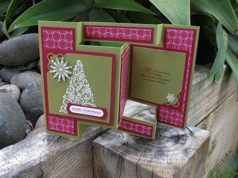 I saw this card here and thought it was a really neat fold. Julia's Cards: Just one more tri-fold shutter card!