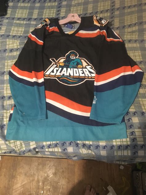 Islanders Fisherman Jersey Fan S Book Highlights The Islanders