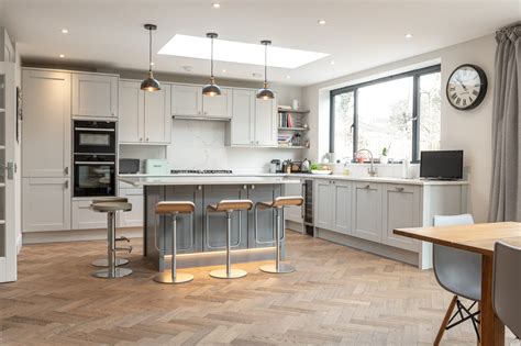 Shaker Kitchen Design And Herringbone Wood Floors Design Inspiration