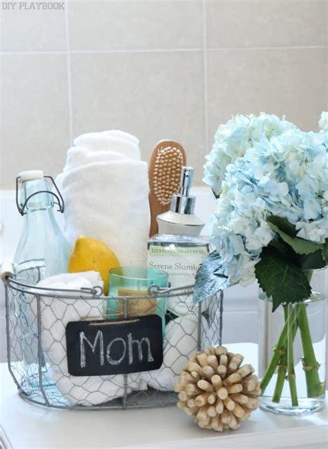If so, our mother's day prosecco & flowers luxury pampering set. Mother's Day Gift Idea - DIY Playbook