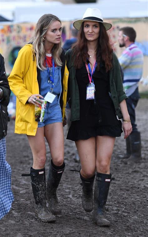 Glastonbury 2016 Cressida Bonas Cara Delevingne And Alexa Chung Show Us How To Look Stylish In