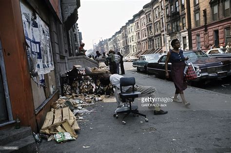 The Ghetto New York City Harlem Juillet 1970 Le Ghetto Au