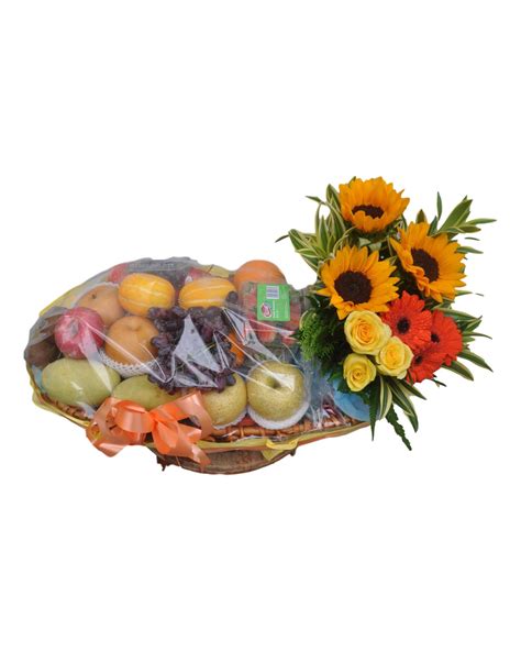 Looking for a get well soon gift in singapore? Thriving; Get Well Soon Fruit Basket - Lovehampers.sg ...