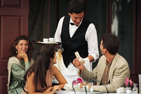 Quality Waiter The Art Of Good Service Pos Sector
