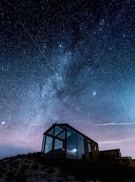 Panorama Glass Lodge Sleeping Under Nature S Most Spectacular Light Show