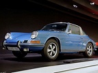 Porsche 911 S 2.2 Targa (1970) - Porsche Museum