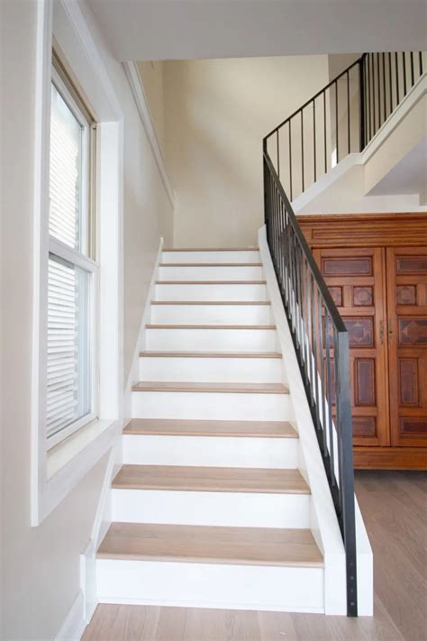 How To Install A Stair Runner On Hardwoods The Diy Playbook