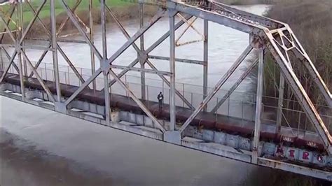 High Water At The Hammond Bridge Youtube
