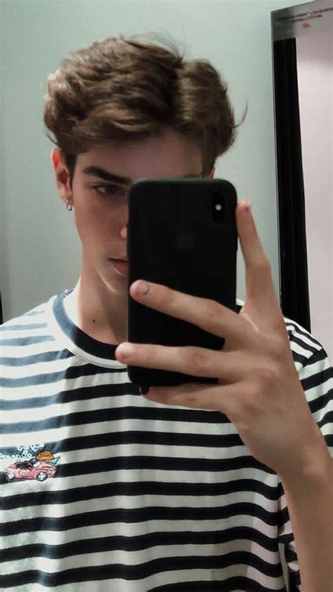 Club oficial manu rios ecuador: Pin by Bubu on Manu Rios | Manu, Snap selfie, Cute guys