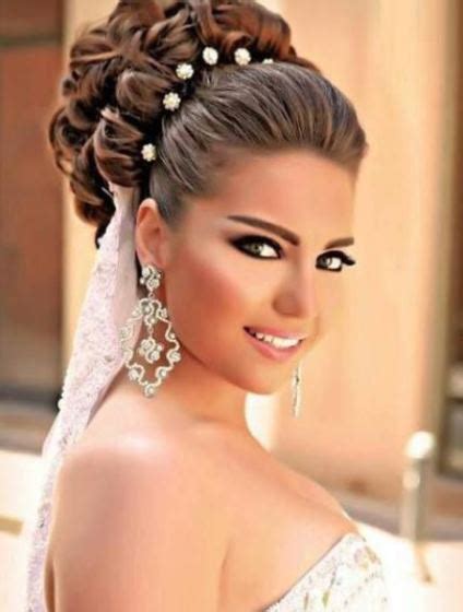 15 Chic Wedding Hair Updos For Elegant Brides
