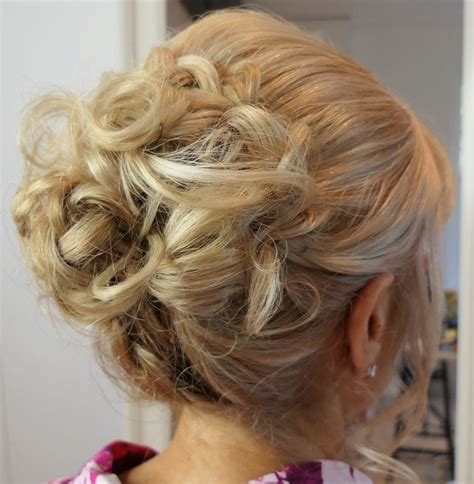 50 Ravishing Mother Of The Bride Hairstyles Mother Of