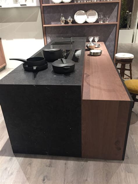 To grab a quick meal (not necessarily in the morning), as extra counter space when prepping food and even as. The Breakfast Bar Table - The Heart Of The Social Kitchen