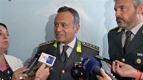 Eccolo, matteo messina denaro, il padrino che sembra diventato imprendibile ormai dal 1993, come mai l'abbiamo visto. ''Vicino a Matteo Messina Denaro'', sequestro da 60 ...