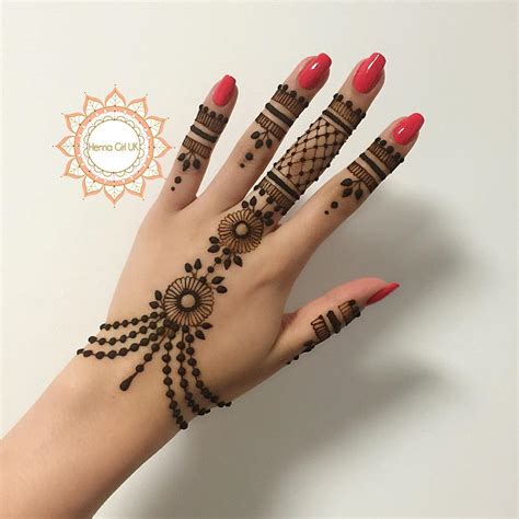 125 New Simple Mehndihenna Designs For Hands Buzzpk