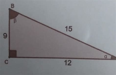 Analisando O Triângulo Retângulo Com Suas Medidas Dadas Em Centímetros