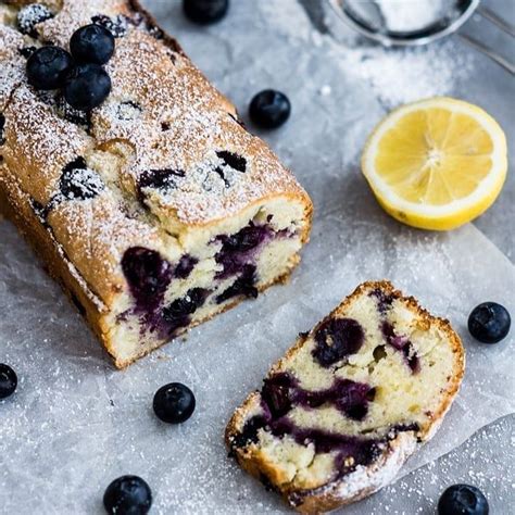 Für das topping den aufgefangenen kirschsaft mit etwas zucker und dem tortengusspulver erhitzen. Flavoured with Love | Mascarpone kuchen, Marmorkuchen mit ...