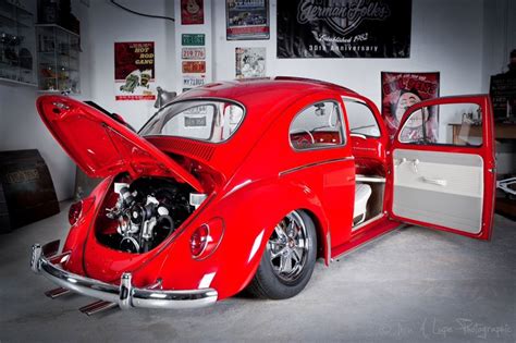 Sejarah ringkas jenama kereta volkswagen ️ semua mengenai jenama volkswagen sejak awal tahap utama perkembangan jenama dalam model kereta | avtotachki 1962 Volkswagen Beetle 1200 De Luxe rear engine cover ...