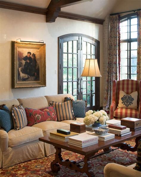 Incredible French Country Living Room Decorating Ideas (21) Country