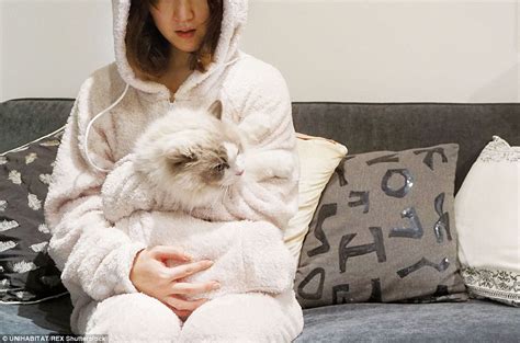 Japanese Company Offers Cat Onesies For The Perrfect Xmas Present