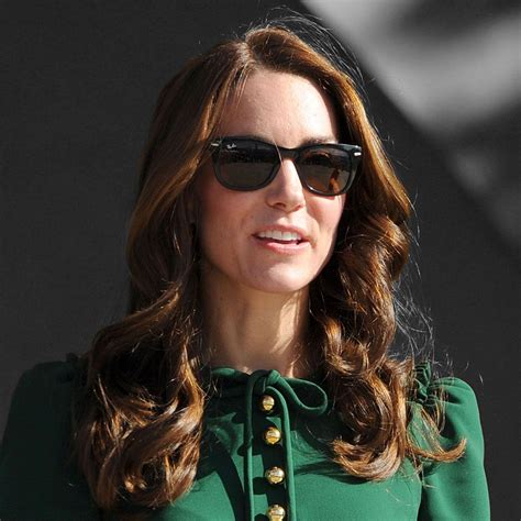 Kate Middleton S Ray Ban Sunglasses Complimented Her Green Dolce And Gabbana Tea Dress