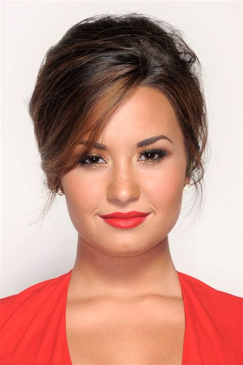 Demi Lovatos Ten Best Hairstyles Teen Vogue