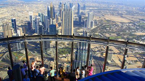 How To Go Up The Burj Khalifas Observation Deck Chasing Places