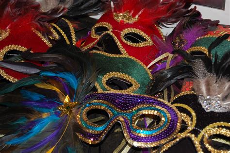 ideas for throwing a mardi gras masquerade party diy network blog made remade diy