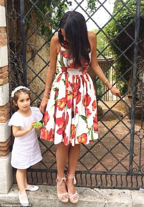 Hoda Waterhouse And Sister Rey Hanna Vakili Wear Matching Dolce And Gabanna Dresses Daily Mail