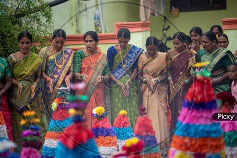 Image Of Telangana Women Celebrate Saddula Bathukamma On 6th October