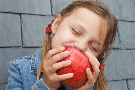 Child Eating An Apple Stock Image Image Of Taste Summertime 22201273