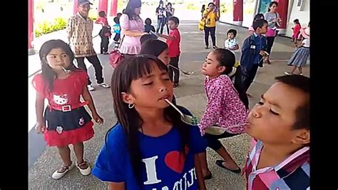 Lomba Lucu Lomba Estafet Karet Dan Kelereng Lucu Sekali Youtube