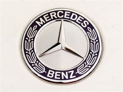 Mercedes Benz Sign Close Up Stock Editorial Photo © Radub85 44530293