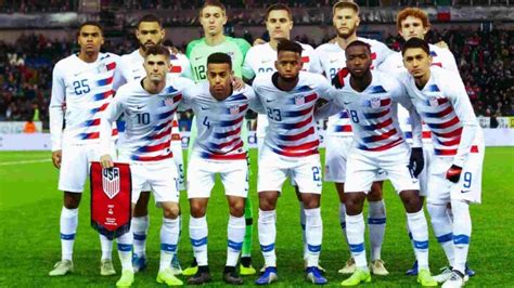 Usa National Soccer Team To Wear Redesigned Rainbow Colored Crest Jerseys At 2022 Fifa World