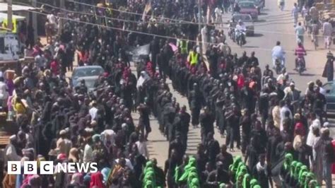 Nigerian Shia Muslims Protest Over Military Crackdown Bbc News