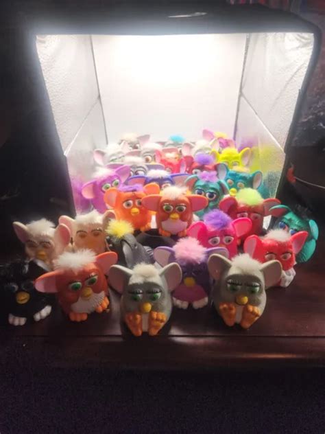 Vintage Mcdonalds Furby Happy Meal Toys 3 Lot Of 28 1998 All Great