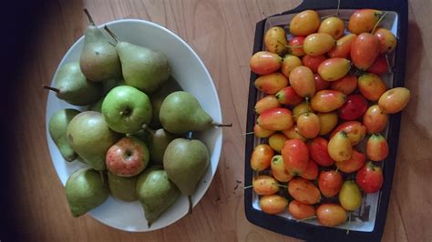 These Small Apple Like Fruits I Picked The Ones On The Right Side Of