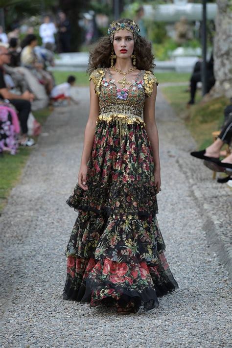 Dolce Gabbana News Collections Fashion Shows Fashion Week Reviews