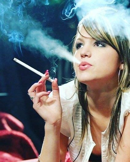 Pin On Girl Smoking 120