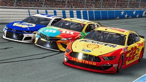 Actually they are quite different. NASCAR Heat 5 Download FULL PC GAME - Full-Games.org