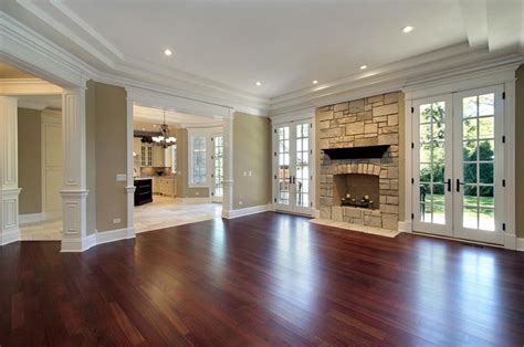 25 Stunning Living Rooms With Hardwood Floors Page 2 Of 5