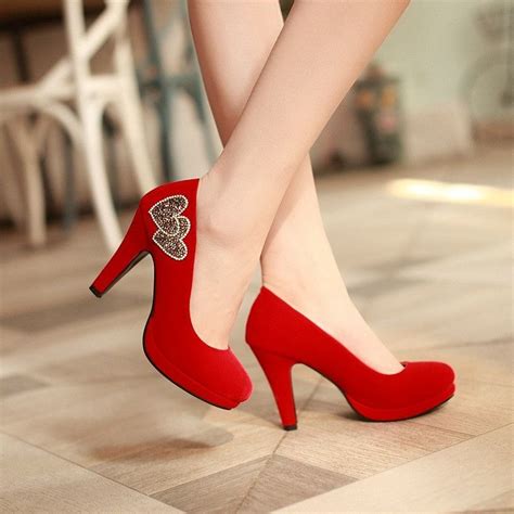 Cute Red Heelsoff 79tr