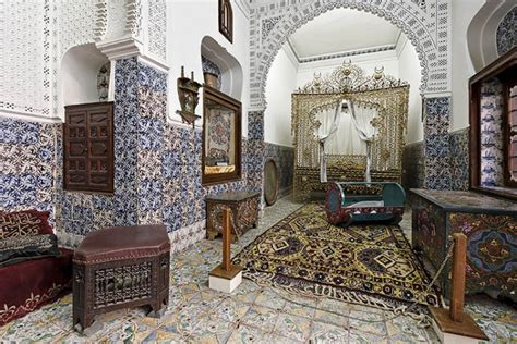 متحف باردو في الجزائر العاصمة الجزائر سائح