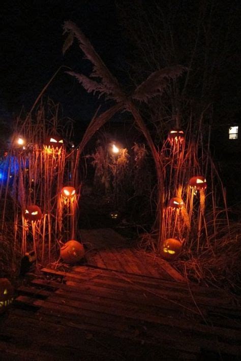 130 Ways To Decorate For Halloween Scary Halloween Decorations