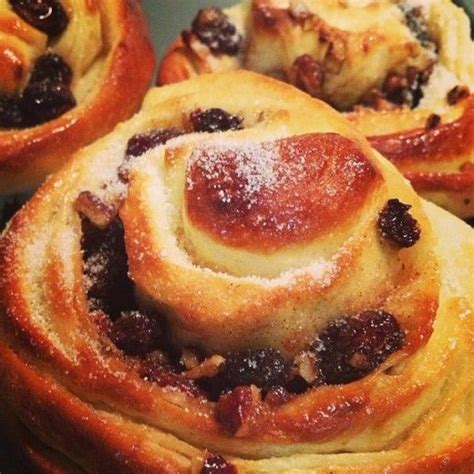 A Guide To The Delicious Sweet And Spicy Chelsea Bun Here You Will