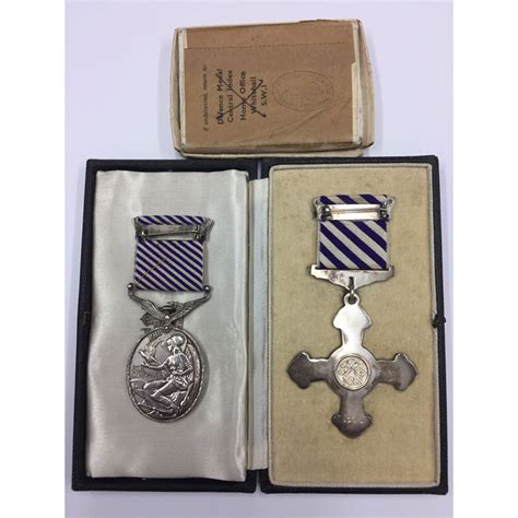 Distinguished Flying Cross Gvi Liverpool Medals